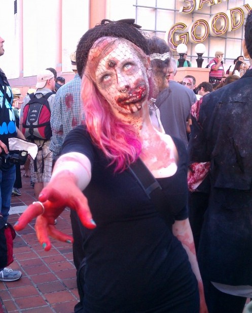 Zombie Walk San Diego 2011 | Comic-Con | Cute Zombie Pink Hair